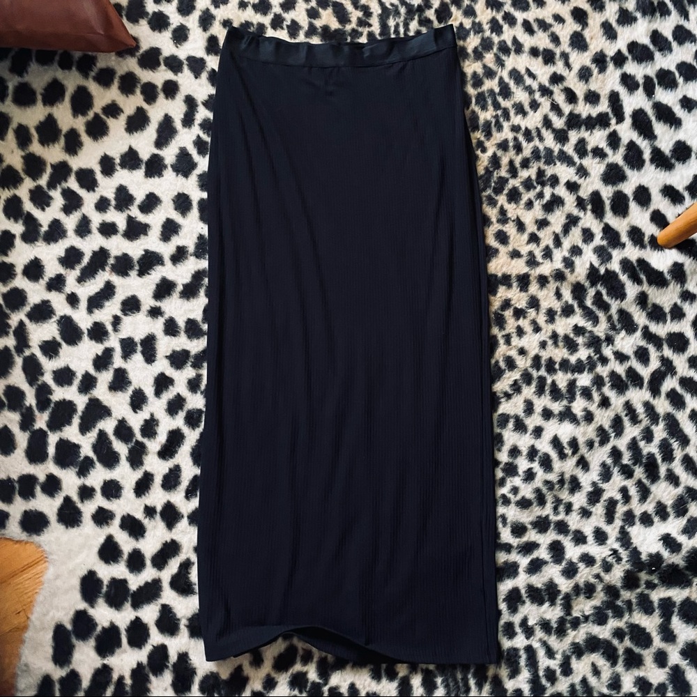 SHEIN black ribbed midi skirt